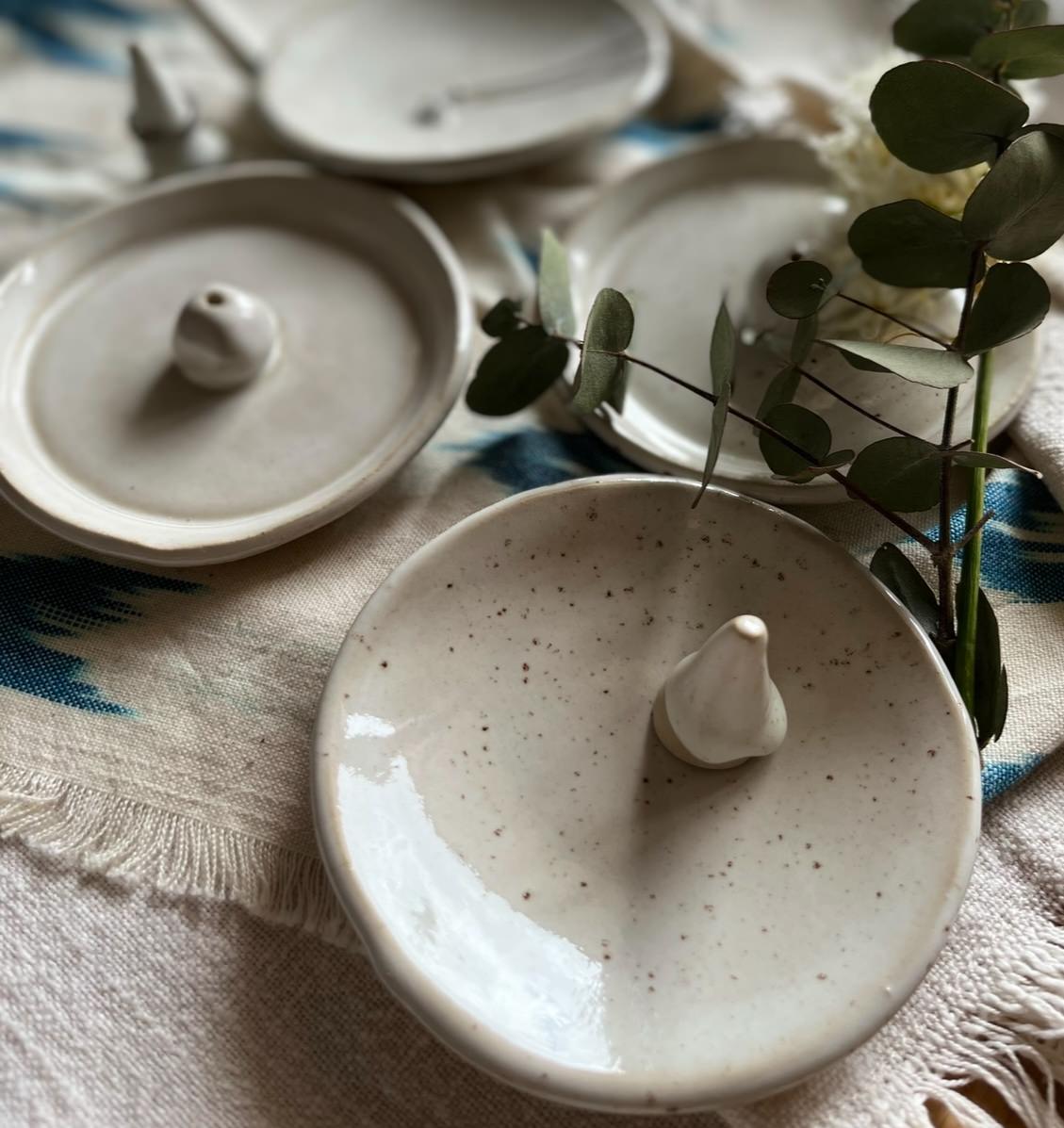 The Home Collection | White Pyrite Jewellery Dish with separate Ring Holder | Tor Pottery