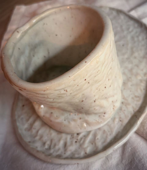 The Mar Collection | Detail View Pyrite White Pebble Dash Coffee Mug | Tor Pottery
