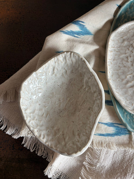 The Mar Collection | Pyrite White Pebble Dash Serving Bowls | Tor Pottery
