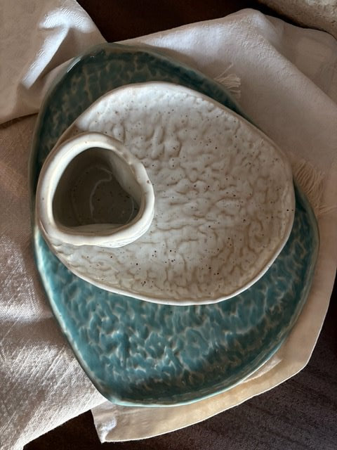 The Mar Collection | Pyrite White and Aqua Dining Pebble Dash Serving Plates | Tor Pottery
